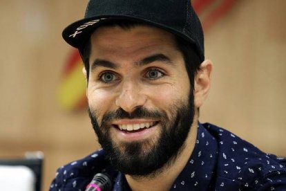 Jaime Alguersuari, durante la rueda de prensa que ha ofrecido en la sede del Consejo Superior de Deportes para anunciar que deja de pilotar.-EFE/CSD