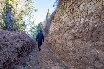 La muralla revela su fuerza en el Castillo. MARIO TEJEDOR (12)