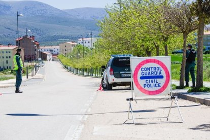 Imagen de archivo de un control de la Guardia Civil en Ólvega. ICAL