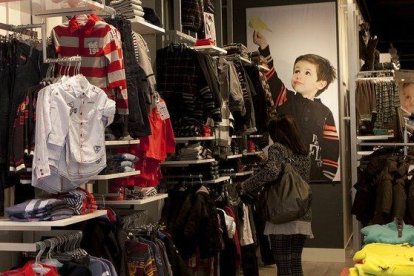 Tienda de moda infantil.-FERRAN NADEU