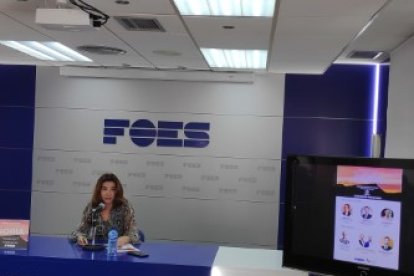 María Ángeles Fernández presenta el primer evento presencial de la Red de Talento de Soria, que tendrá  lugar el próximo 23 de diciembre en el Casino