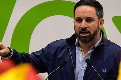 Santiago Abascal, en un mitin de Vox en San Sebastián.-AP / ÁLVARO BARRIENTOS