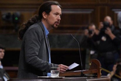 El líder de Unidas Podemos, Pablo Iglesias, en la sesión de investidura de Pedro Sánchez.-DAVID CASTRO