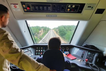 Viaje en pruebas de maquinistas por la Soria-Torralba esta semana.HDS