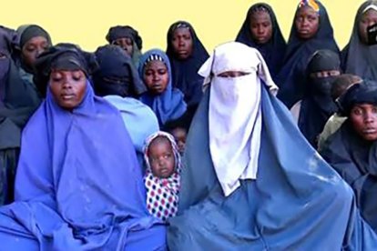 Boko Haram difunde un vídeo en el que 14 de las más de 270 niñas secuestradas de Chibok, dicen que no quieren volver a sus casas.-/ AFP / HANDOUT (AFP)