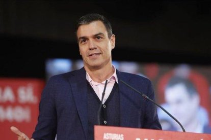 Pedro Sánchez, el pasado martes durante un mitin en Gijón.-EUROPA PRESS / DAMIÁN ARIENZA