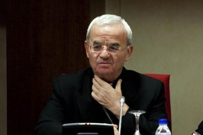 El nuncio Renzo Fratini, representante del Vaticano en España hasta el pasado junio.-JUAN MANUEL PRATS