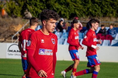 El CD Numancia B suma otros 3 puntos. MARIO TEJEDOR (6)