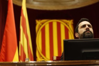 El presidente del Parlament, Roger Torrent.-/ ALBERT BERTRAN