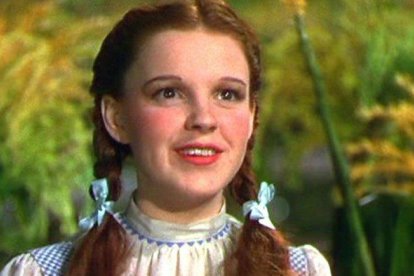 Judy Garland, durante el rodaje de El mago de Oz.-WARNER BROS