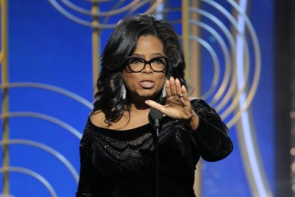 Oprah Winfrey, durante su discurso tras recibir el premio Cecil B. DeMille.-AP