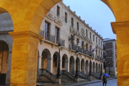 Fachada del Ayuntamiento de Soria.