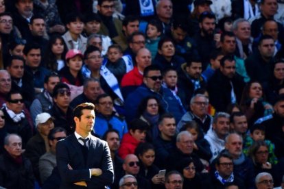 Santiago Solari en un momento del partido que el Madrid perdió ante el Girona.-AFP