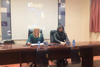 María José Jiménez y Rubén García en la presentación del programa del Samaín del próximo 31 de octubre. HDS