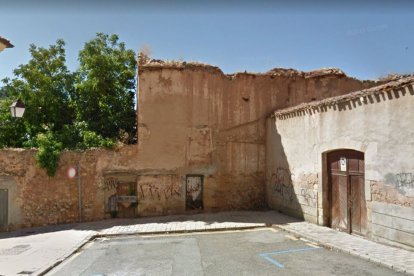 Ruina del trinquete, desde la calle del Carmen. MARIO TEJEDOR
