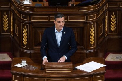 El presidente, Pedro Sánchez, en el Congreso. HDS