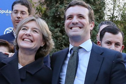 Isabel García Tejerina y Pablo Casado, ayer en Valladolid.-- ICAL