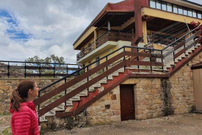 La candidata del PP a la Alcaldía de Soria, Belén Izquierdo, propone dedicar el hotel de Valonsadero sólo para restauración. HDS