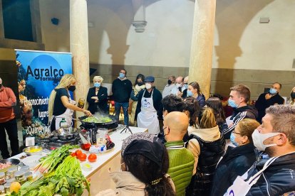 Una de las demostraciones de Alimentos Locales en Ágreda de ediciones anteriores.-HDS