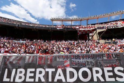 Estadio Monumental-MARCOS BRINDICCI