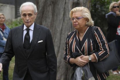 Josep Carreras llega al funeral de Montserrat Caballé.-AFP / LLUIS GENE