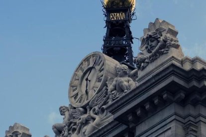 Detalle de la fachada del Banco de España en la Plaza de Cibeles, en Madrid.-AGUSTIN CATALAN