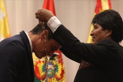 Sánchez es agasajado por el presidente boliviano Evo Morales-AIZAR RALDES