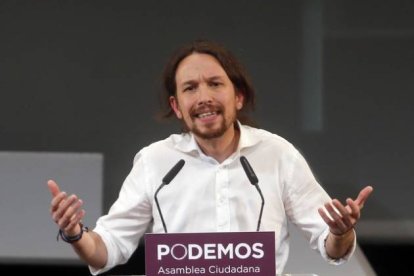 Foto de archivo. Acto de cierre de la Asamblea Ciudadana donde se proclamó a Pablo Iglesias como Secretario General de PODEMOS.-Foto: AGUSTÍN CATALÁN