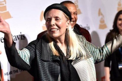 Joni Mitchell, el 7 de febrero del 2015, en la gala pre-Grammy en Los Ángeles.-Foto: AP / JOHN SHEARER