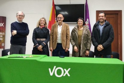 Los cinco primeros candidatos en la lista de Vox Soria al Ayuntamiento de la capital. HDS