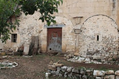 Fachada de un Palacio en Burgos, incluido en la Lista Roja hace poco tiempo.-HDS