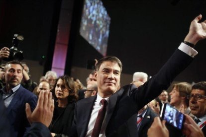 El secretario general de los socialistas franceses, Olivier Faure, en el 78 Congreso del partido en París.-AP / THIBAULT CAMUS