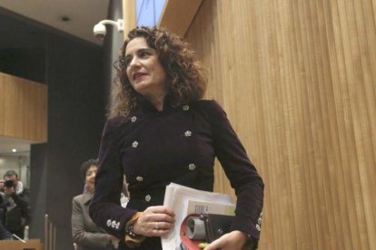 La ministra de Hacienda, María Jesús Montero, en la presentación del proyecto de ley de Presupuestos en el Congreso de los Diputados.-DAVID CASTRO