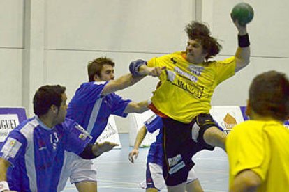 El Aranga pone hoy punto final a la temporada. / A. Martínez-
