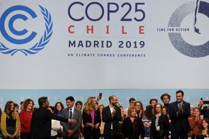 Pedro Sánchez en las instalaciones que acoge la cumbre del clima COP25.-PHILIPPE MARCOU / AFP