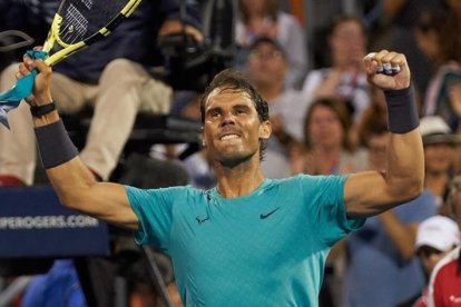 Nadal muestra su alegría.-EFE / EPA / VALERIE BLUM