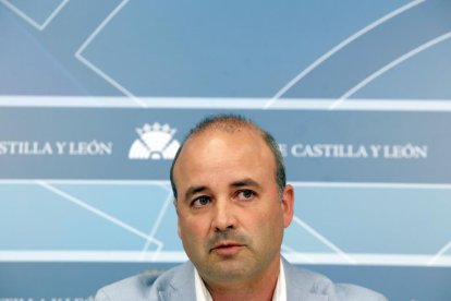 El procurador de Ciudadanos David Castaño presenta iniciativas en materia de exportaciones e industria agroalimentaria-ICAL