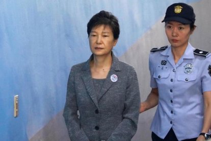 Park Geun-hye-KIM HONG-JI