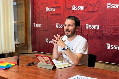 Eder García presenta los actos del Soria Orgullo LGTBI+. HDS