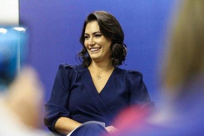 La primera dama, Michelle Bolsonaro, pasó por un procedimiento quirúrgico estético.-FACEBOOK