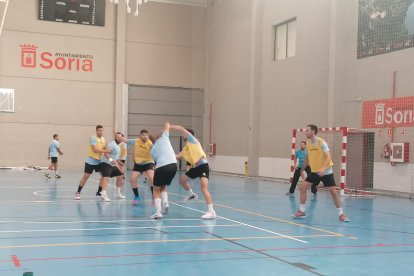 Balonmano Soria inicia con buen pie el calendario de partidos amistosos de pretemporada. HDS