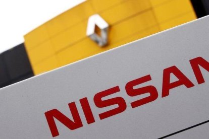 Renault podría ofrecer a Nissan crear una sociedad conjunta.-EL PERIÓDICO