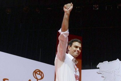 Pedro Sánchez, en el congreso del PSOE castellano-leonés.-Foto: EFE