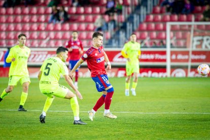 CD Numancia vs Real Sporting. MARIO TEJEDOR (23)