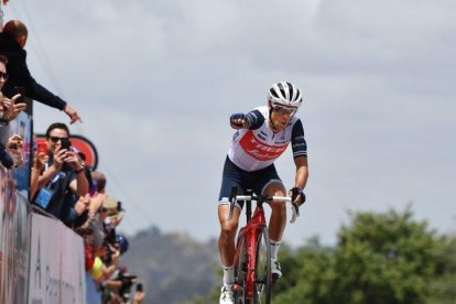 Richie Porte celebra la victoria en Australia.-EFE / EPA/ DAVID MARIUZ