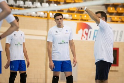 Pelegrín Vargas en su primer entrenamiento a las órdenes de Toribio en las filas del Río Duero. GONZALO MONTESEGURO