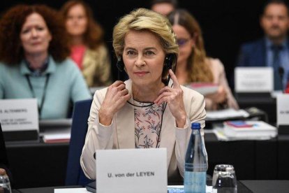 La presidenta de la Comisión Europea, Ursula von der Leyen, durante la conferencia de presidentes de la Eurocámara.-PATRICK SEEGER (EFE)