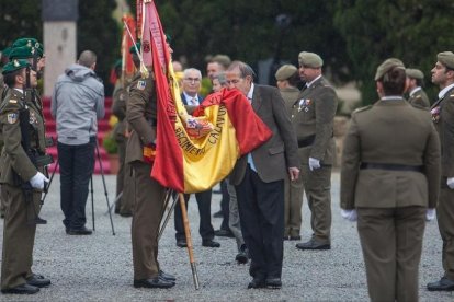 Jura de bandera de civiles celebrada en el cuartel del Bruc, en mayo del 2016.-MARTÍ FRADERA