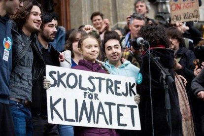 La activista Greta Thunberg, en un acto de protesta por la crisis climática en Lausana este viernes, antes de participar en la cumbre de Davos.-RONALD PATRICK / GETTY IMAGES