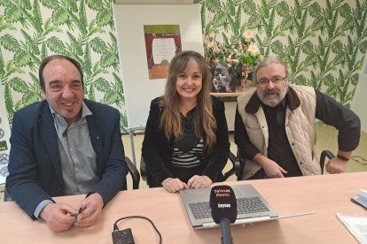 Chusja Andrés, Monserrat Martínez y Ángel Cercós. R. F.